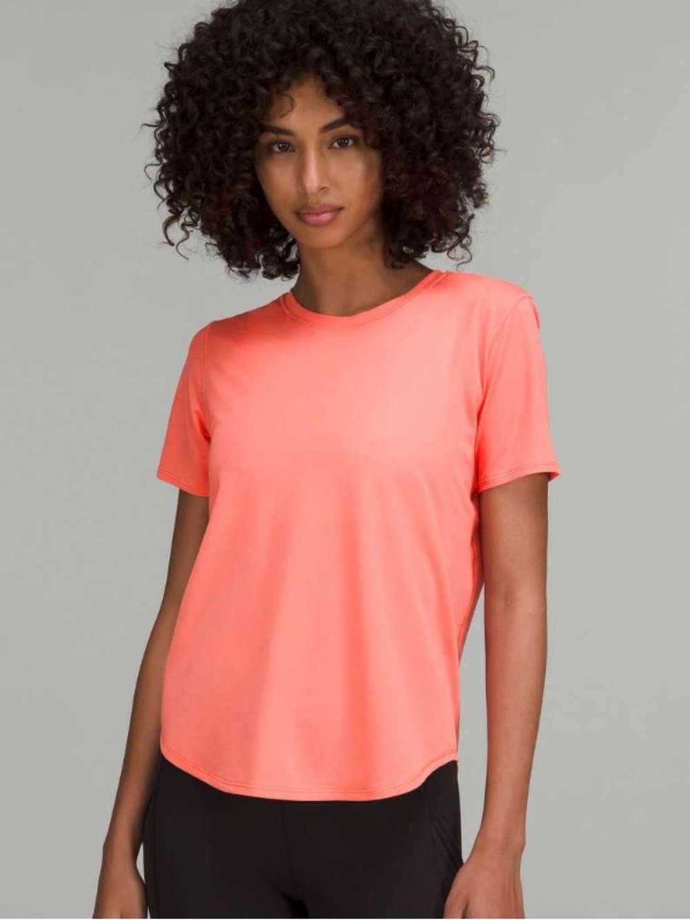 Lululemon High-Neck Running and Training T-Shirt Women’s Size 6